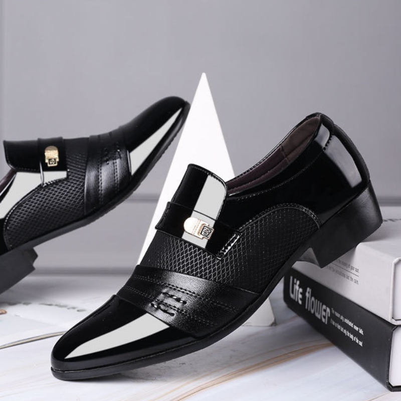 chaussure homme luxe, chaussure de ville premium, chaussure formelle homme, chaussure élégante homme, chaussure homme imperméable