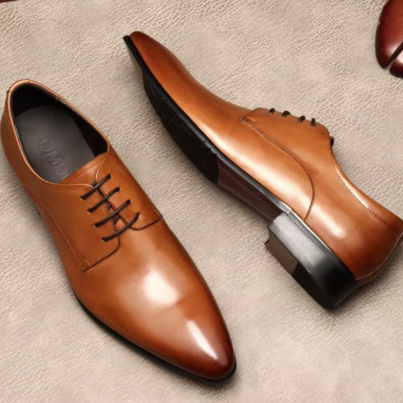 chaussure homme verni, chaussure talon bloc, chaussure triple boucle, chaussure de ville noire, chaussure homme extravagante
