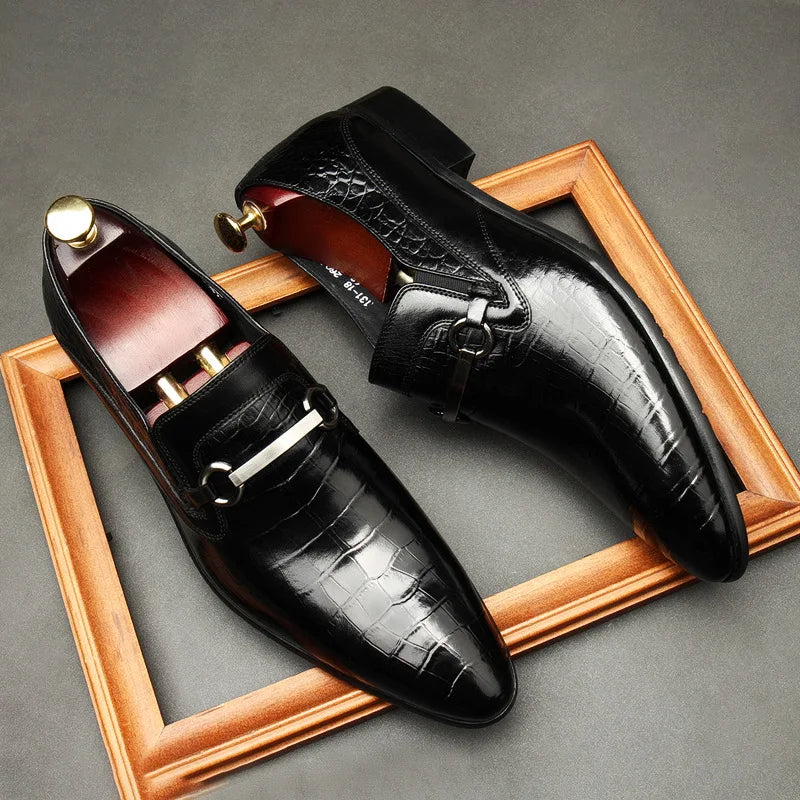 chaussure homme slip on, chaussure homme texturée, chaussure de ville élégante, chaussure formelle sans lacets, chaussure homme motif croco