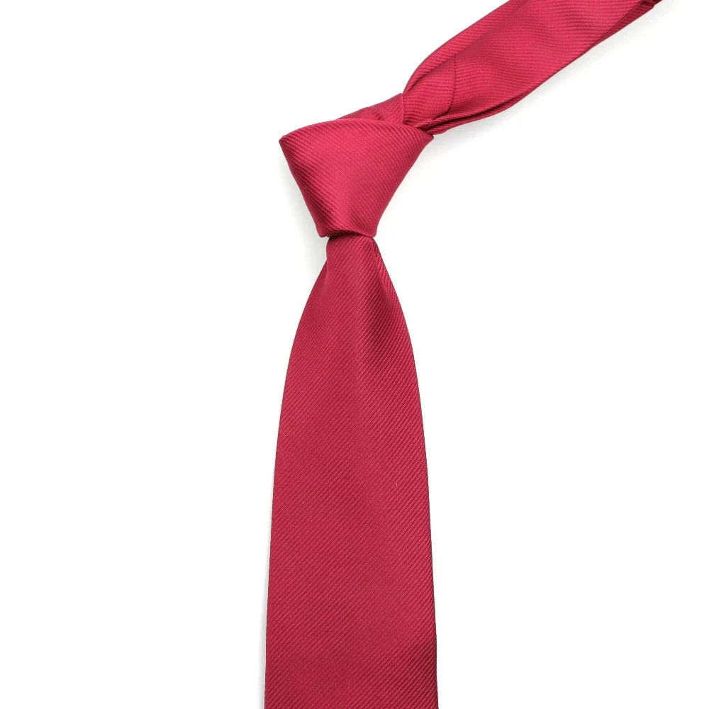 cravate unie, cravate en polyester, accessoire homme élégant, cravate classique, cravate durable