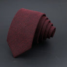 cravate slim en laine, cravate étroite pour homme, accessoire élégant en laine, cravate durable, cravate à petits carreaux