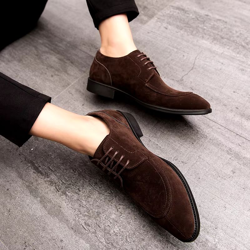 chaussure homme daim, chaussure derby marron, chaussure de ville élégante, chaussure homme bout cousu, chaussure formelle daim