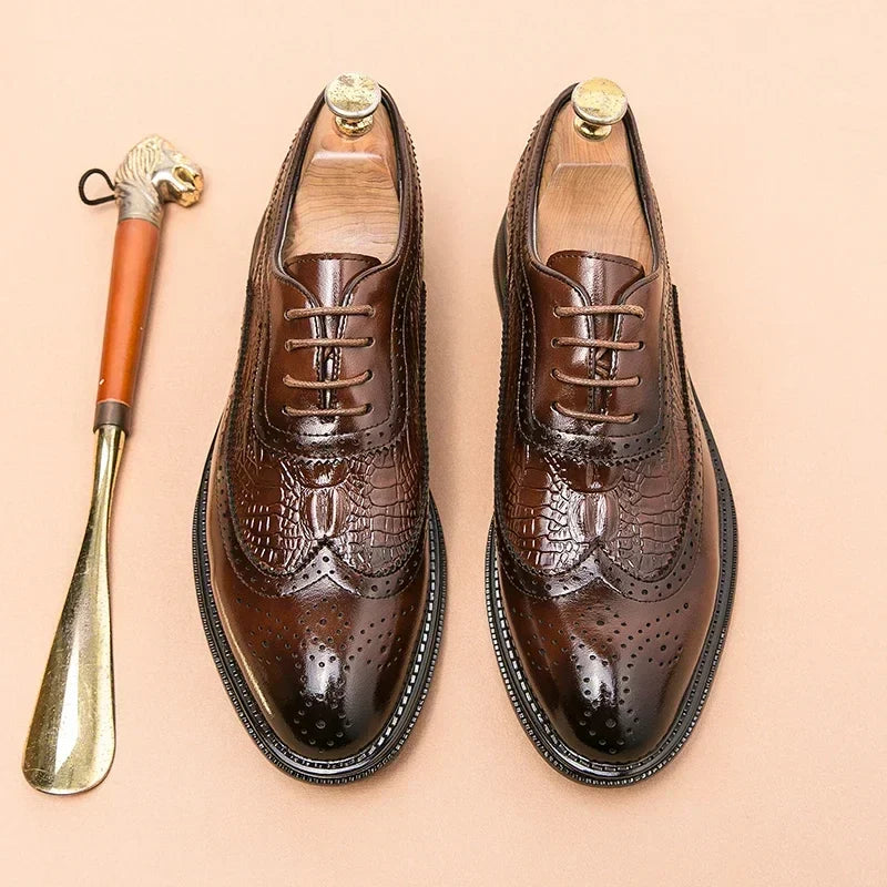 Chaussure de ville marron, Chaussure brogue pour homme, Chaussure de luxe en cuir, Chaussure à lacets formelle



