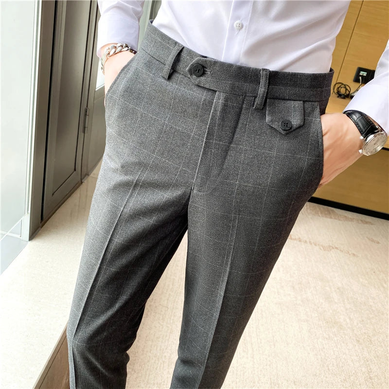pantalon homme carreaux, pantalon habillé moderne, pantalon slim homme, pantalon homme élégant, pantalon style anglais