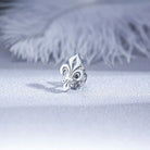 broche homme, broche fleur de lys, accessoire costume homme, broche élégante, broche mariage
