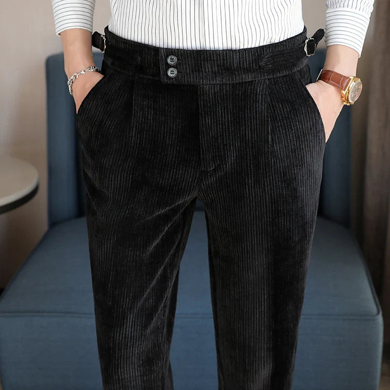 pantalon tailleur côtelé, pantalon homme élégant, pantalon homme texturé, pantalon de costume confortable, pantalon côtelé homme