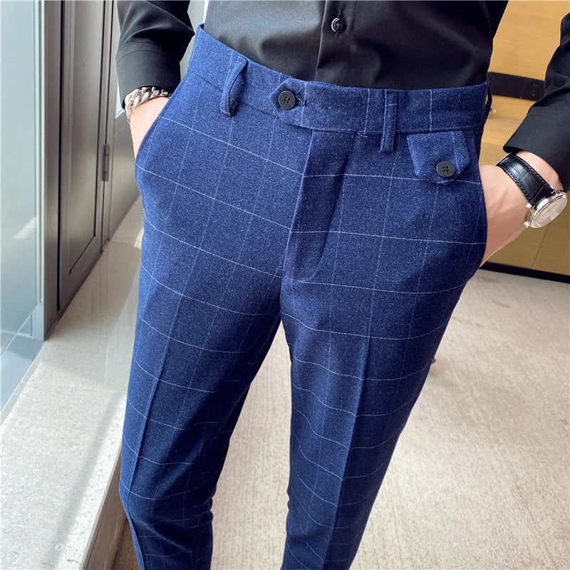 pantalon homme carreaux, pantalon habillé moderne, pantalon slim homme, pantalon homme élégant, pantalon style anglais
