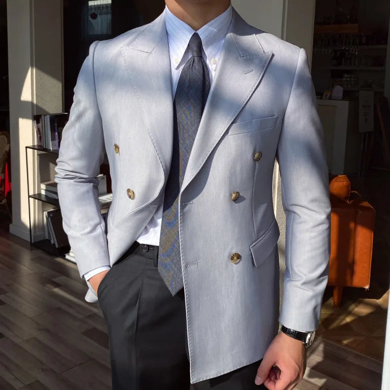 Veste croisée anglaise homme, Veste élégante homme slim fit, Vêtement formel homme Maximus, Blazer homme style britannique, Mode masculine sophistiquée










