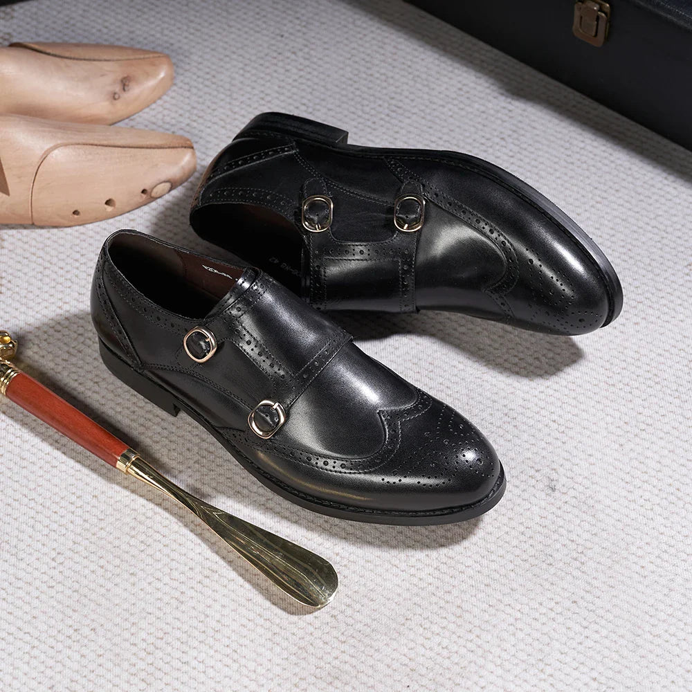 chaussure double monk strap, chaussure brogue homme, chaussure homme marron, chaussure de ville élégante, chaussure homme à boucles