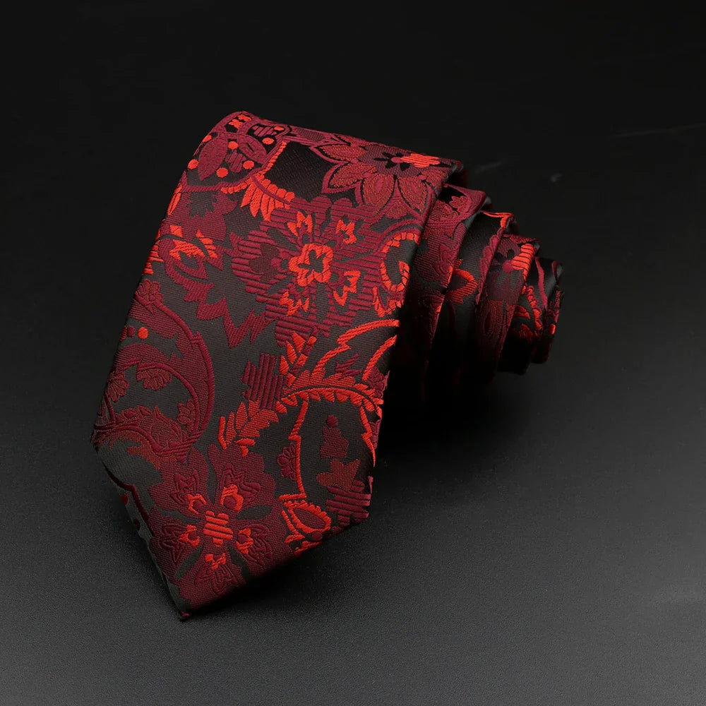 cravate florale imprimée, cravate en polyester premium, accessoire homme élégant, cravate motif exclusif, cravate sophistiquée
