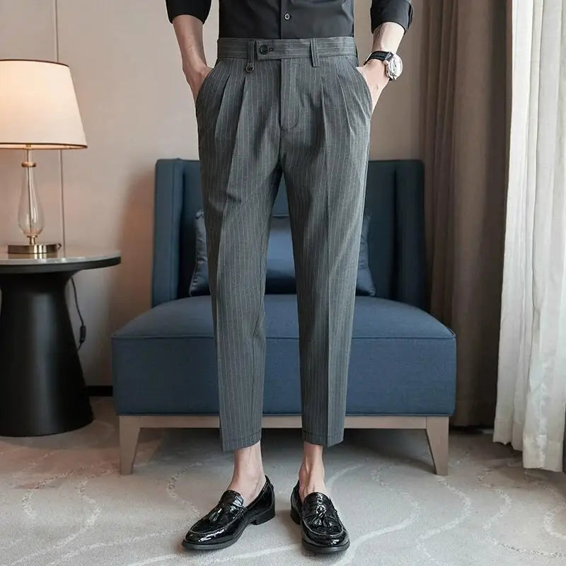 pantalon tailleur rayé, pantalon homme élégant, pantalon de costume rayé, pantalon homme professionnel, pantalon homme léger