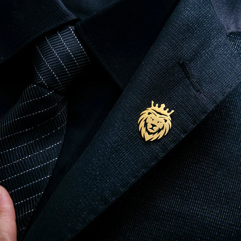 broche homme lion, broche costume élégante, accessoire homme, broche originale, bijou homme force