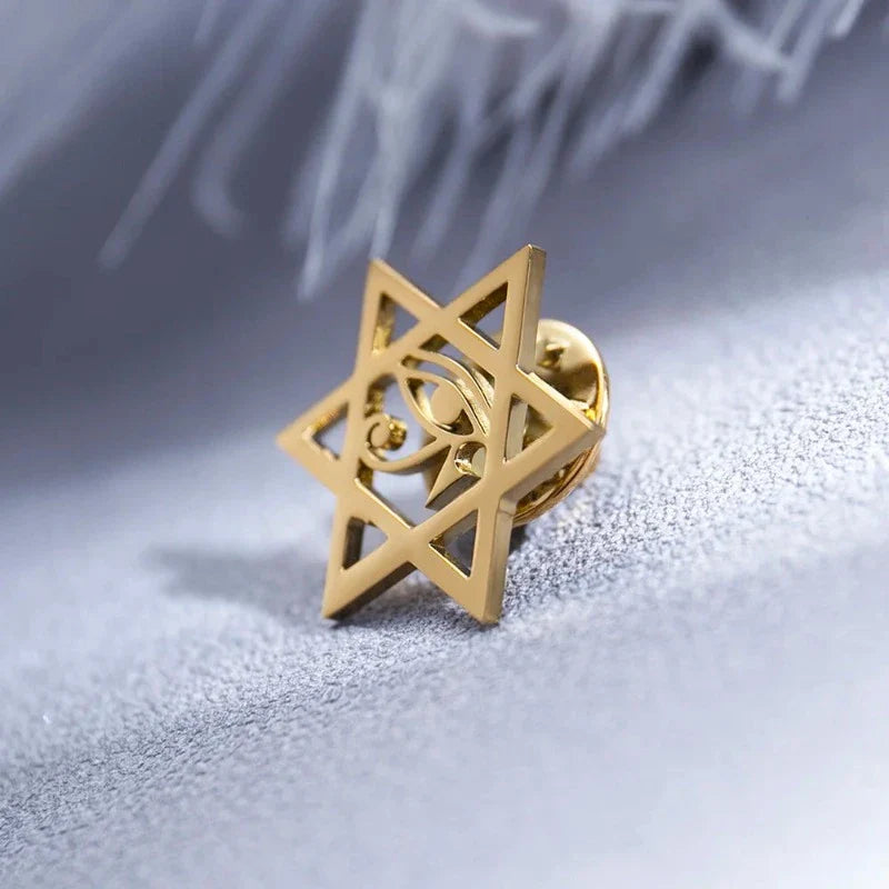 broche homme, broche étoile de david, accessoire costume argenté, broche élégante, bijou homme formel