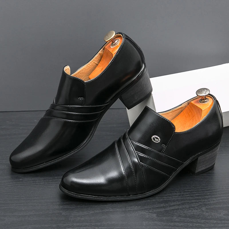 chaussure homme lanières croisées, chaussure de ville talon bloc, chaussure homme slip on, chaussure formelle originale, chaussure homme marron élégante