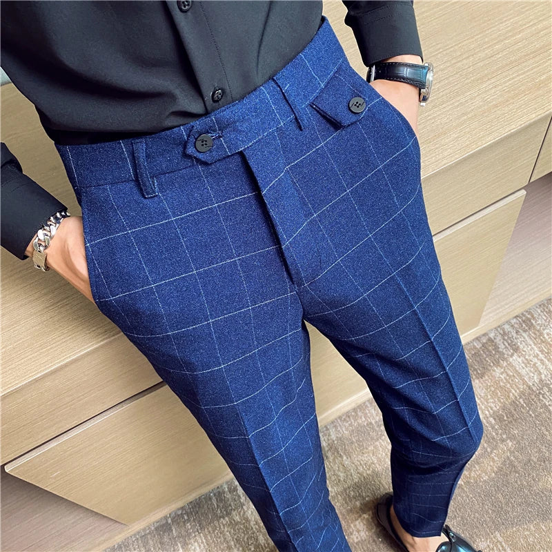 pantalon homme carreaux, pantalon habillé moderne, pantalon slim homme, pantalon homme élégant, pantalon style anglais