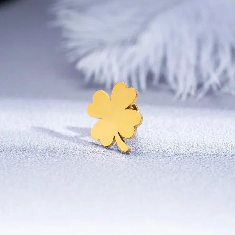 broche homme, broche trèfle, accessoire costume, broche élégante, broche porte-bonheur