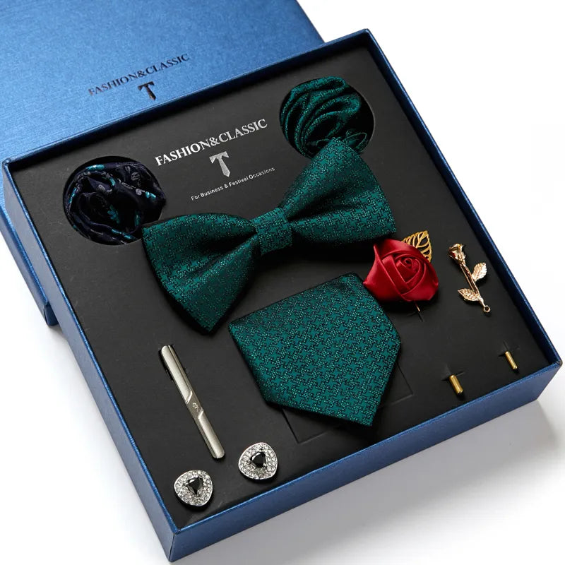 coffret cravate homme, ensemble accessoires masculins, coffret cadeau gentleman, cravate élégante, boutons de manchette
