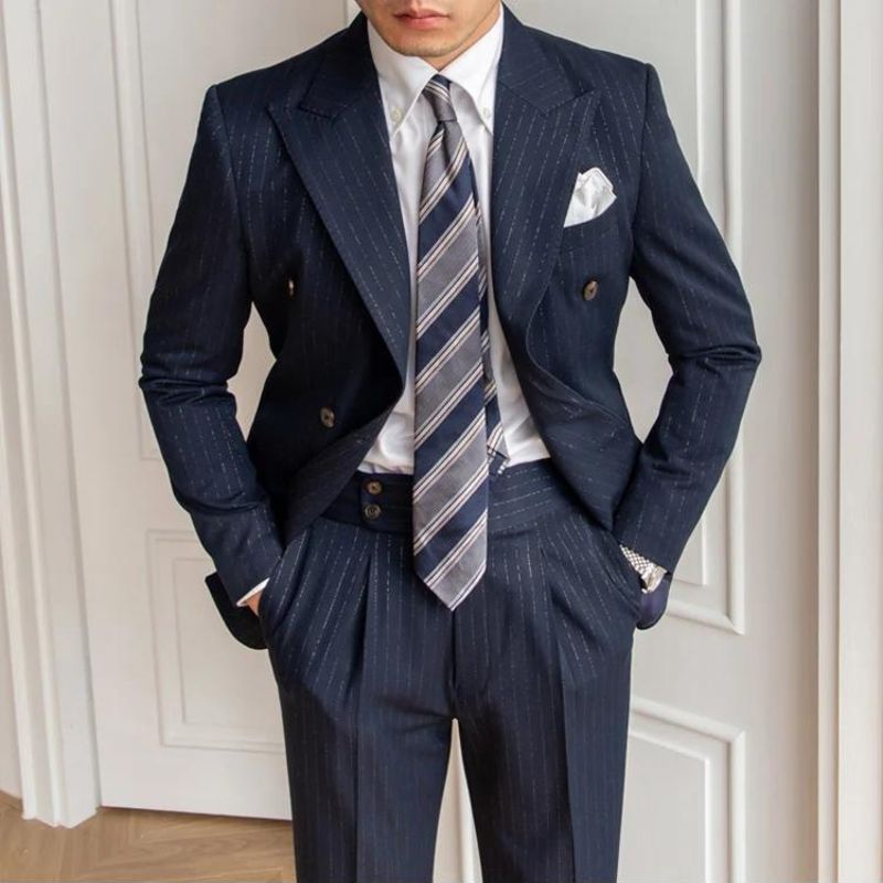 Costume à Rayures Craie, Costume Homme Slim Fit, Costume Homme Moderne, Costume Homme à Rayures, Costume Homme Complet, Costume Homme Classique, Costume Homme, Modèle de Thème









